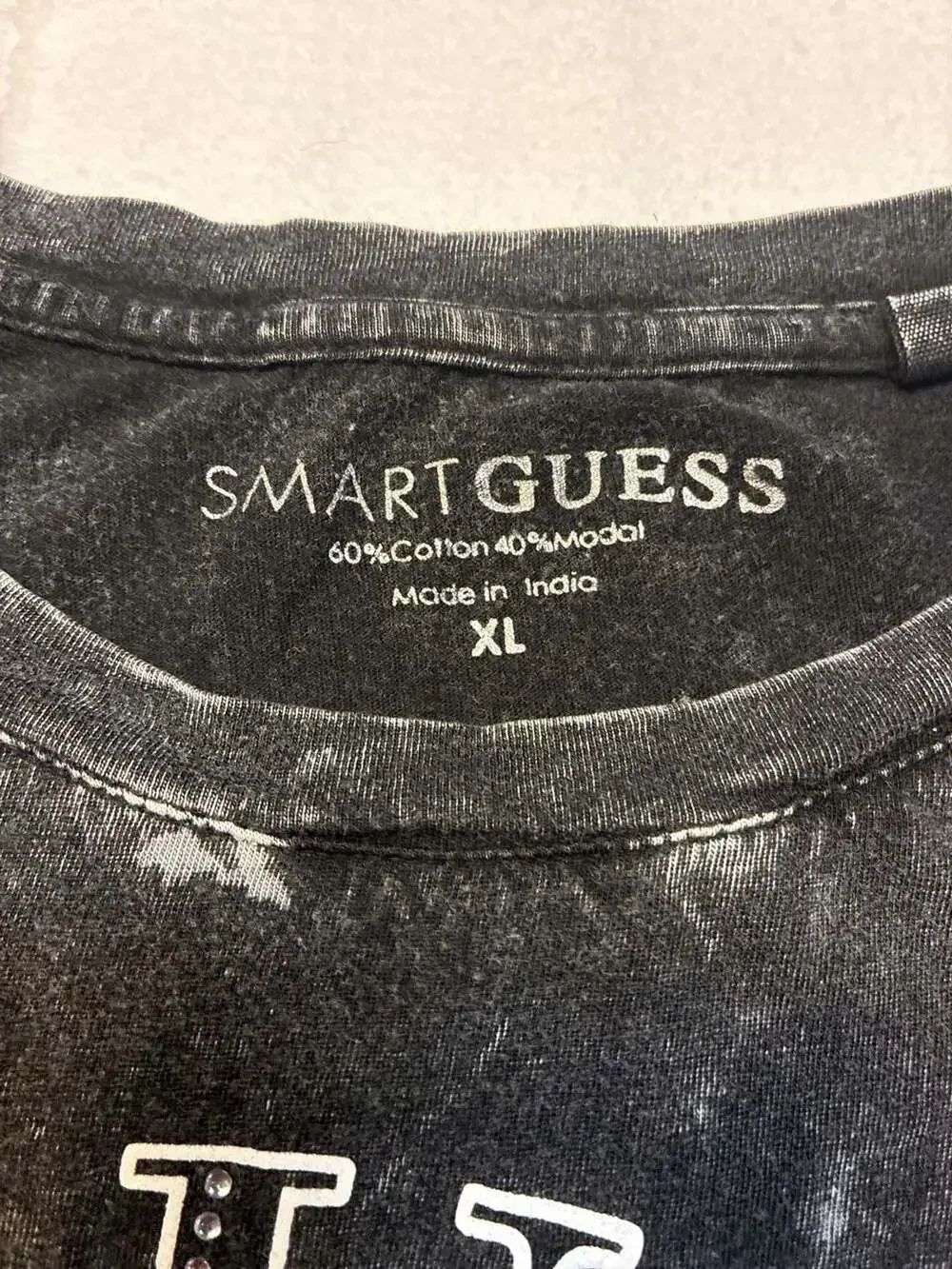 Guess SmartGuess Acid Wash Tiger Graphic T-Shirt with Rhinestones Size XL - Picture 2 of 9